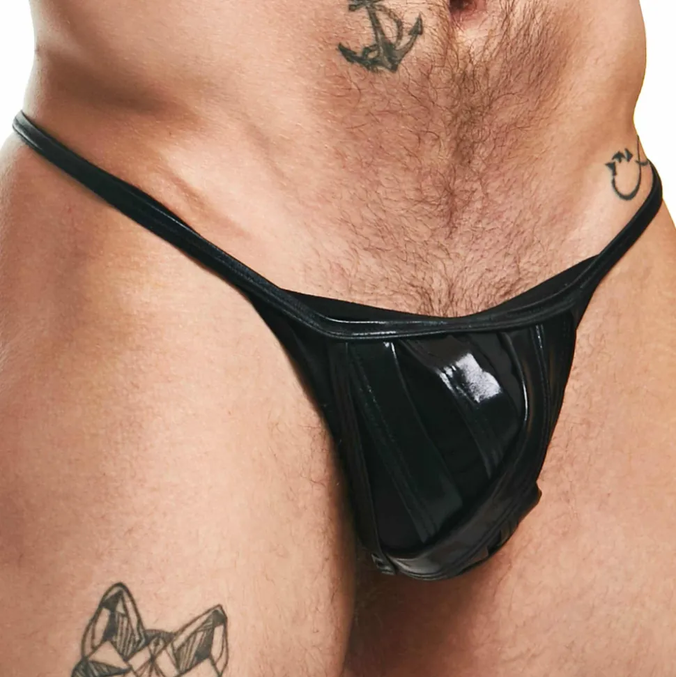 String Hot Noir