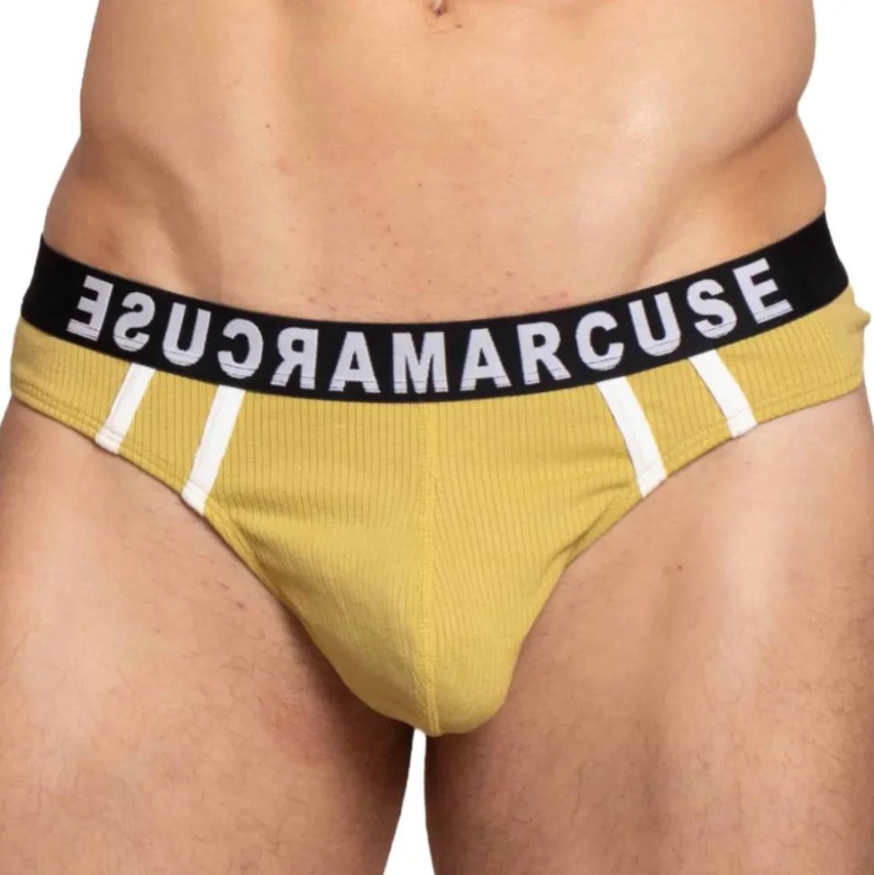 String Passant Moutarde